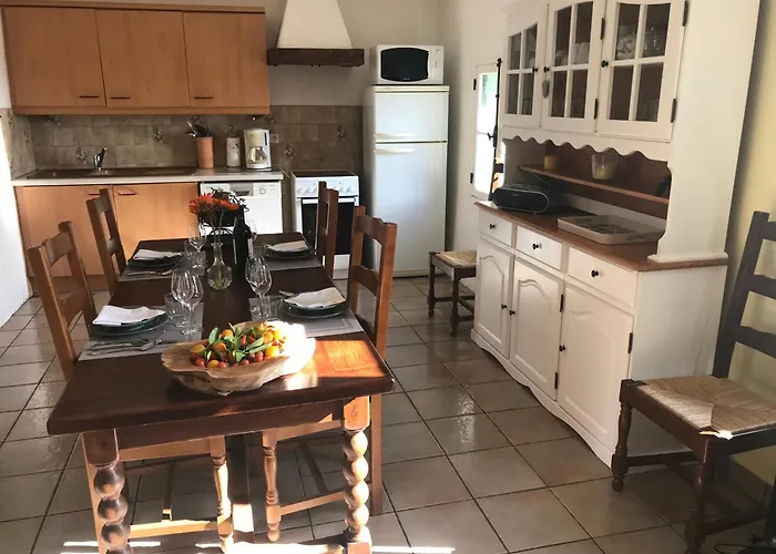 Ma Maison Jaune - * Roquessels